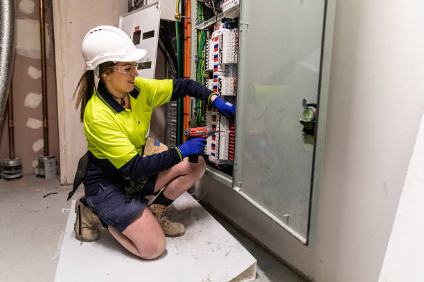 Best Electrical Outlet Repair  in Bowling Green, OH